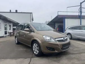 Opel Zafira Family Plus*7-Sitzer*Navi*Bluetooth*Sitzheizung* Bild 3