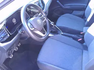 Volkswagen Taigo Move, Climatronic, LED-Schein., "Rear View", DAB Bild 5