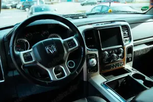 Dodge RAM Allradantrieb (4WD/4x4): Tracțiune integrală (esen Bild 2