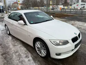 BMW 320 i CabrioExclusive**1.HAND*AUTOMATIK*TÜV NEU** Bild 3