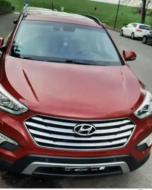 Hyundai Grand Santa Fe 2.2 CRDI 4WD Automatik Premium Bild 3