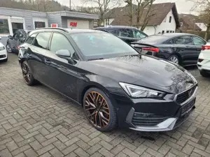 SEAT Leon CUPRA  ST VZ LED PANO KAMERA ACC AHK 19ZOLL