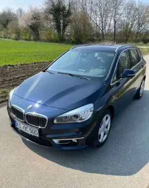 BMW 220 2er Active Tourer 220i Active Tourer Luxury Line
