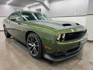 Dodge Challenger 6.4 V8 SRT Scat Pack/Harman K/Glasdac