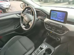 Ford Focus 2,0 Diesel 150PS  *Automatik * NAVI