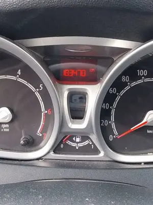 Ford Fiesta Fiesta 1.4 Autom. Titanium Bild 3