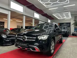 Mercedes-Benz GLC 300 e 4Matic*1.HAND*SERVICE NEU*360*ACC*LED*