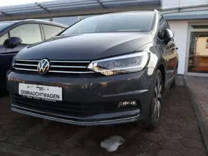 Volkswagen Touran Highline 1.5 TSI DSG APP/NAVI/PANO Bild 3