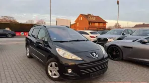 Peugeot 207 SW Premium | KLIMA | PANO | AHK | SHZ