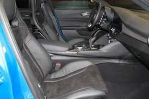 Alfa Romeo Giulia Quadrifoglio Kohlefaser/Sparco/Akrapo Bild 4