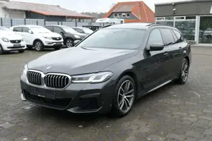 BMW 520 d M Sport/Laser/360°/Pano/Head-Up/DisplayKey