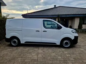 Opel Vivaro Kasten Edition M L2 Lang +Regalsystem