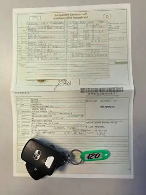 Toyota Auris Hybrid Start Edition Automatik1.8 16V Bild 5