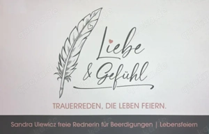 Freie Trauerrednerin persönlicher und würdevoller Abschied Bild 2