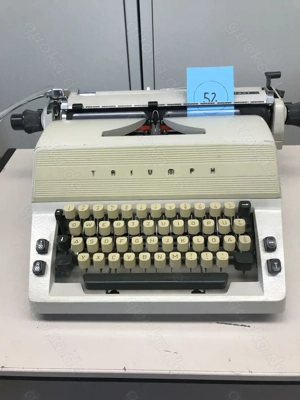 Triumph Schreibmaschine mechanisch Modell Perfect
