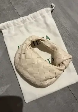 Bottega Veneta Jodie Weiß original 