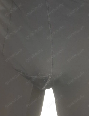 Du (w.) möchtest mal einen großen Penis massieren?