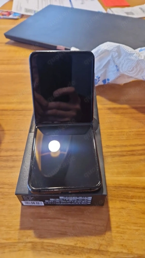 Samsung Flip 4, gebraucht, Schwarz