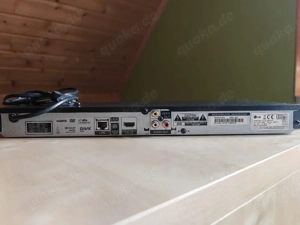   01.03. LG BP420 3D Blu-Ray & DVD Player inkl. Fernbedienung