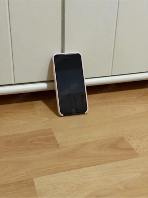 Apple iPhone SE (2020, 2. Gen.)   128 GB, 95 % Akku, sehr guter Zustand