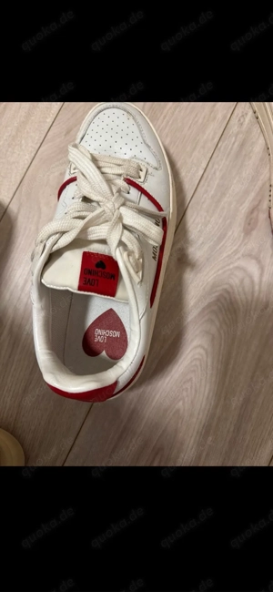 Moschino sneaker 37
