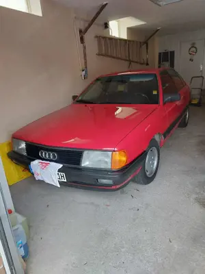 Audi 100