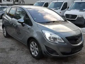 Opel Meriva Edition Xenon +org.Fahrradträger guter Zustand