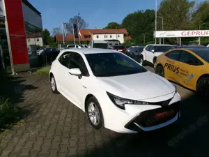 Toyota Corolla 1.8 Hybrid Comfort Bild 3