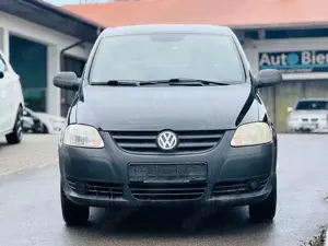 Volkswagen Fox Basis Bild 2