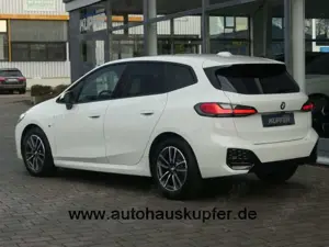 BMW 220 d M Sportp. AHK°Ad.LED*Keyleß Bild 3