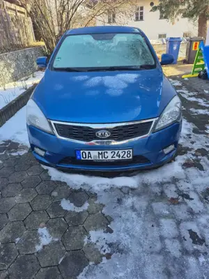 Kia Ceed / cee'd 1.4 CVVT Spirit Bild 4
