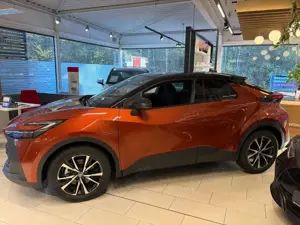 Toyota C-HR 2.0 FWD Teamplayer ACC+LED+Navi+SHZ+2xKlima Bild 2