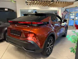 Toyota C-HR 2.0 FWD Teamplayer ACC+LED+Navi+SHZ+2xKlima Bild 3