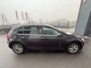 Volkswagen Golf Lounge BMT*1-HAND*SITZHEIZUNG*ALLWETTER*2XPDC Bild 5