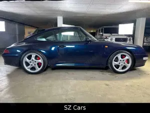 Porsche 993 Carrera 4S Coupé*SCHALTER*DE AUTO*LACK NEU Bild 5