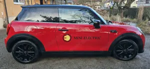 MINI Cooper SE Mini Cooper SE Classic Trim Bild 3