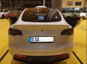 Tesla Model Y LR AWD Mwst. VAT Export mgl. Garantie bis 12/26 Bild 5