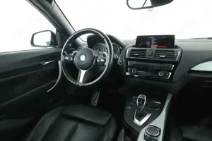 BMW 235 M235i Cabrio Sport-Aut. Bild 3