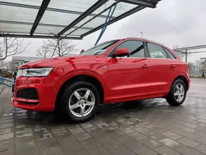 Audi Q3 Q3 2.0 TDI quattro design Bild 4