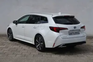 Toyota Corolla 2.0 Hybrid Touring Sports Teamplayer Bild 3