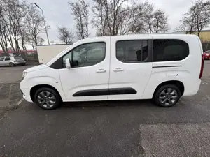 Opel Combo Life XL 1.5 D Start/Stop Edition Bild 3