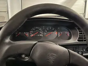 Porsche 944 II