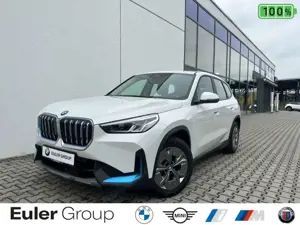 BMW iX1 xDrive 30 Sports SHZ Parkass DAB LMR