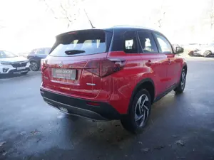 Suzuki Vitara 1.4 Boosterjet Hybrid Comfort+ PANO Bild 5