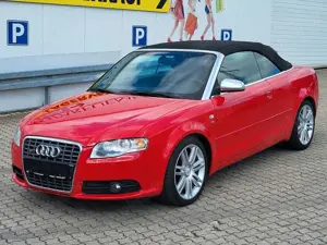 Audi S4 4.2 V8 tiptronic quattro/Leder/Navi/Xenon