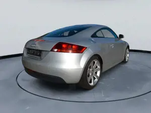 Audi TT Coupe/Roadster 2.0 TFSI 1. Hand , schön Bild 2