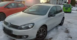 Volkswagen Golf 1.2 TSI Style Kombilimousine Bild 2