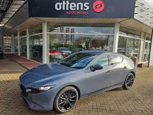 Mazda 3 2.5i AT Homura, Navi; LED