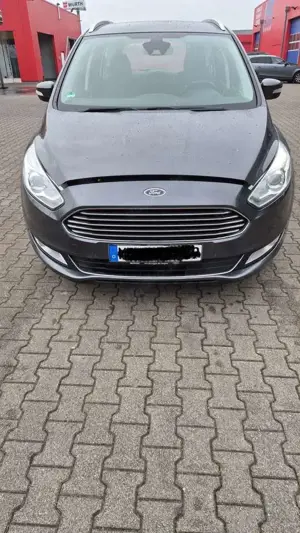 Ford Galaxy Titanium