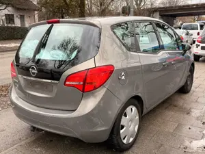 Opel Meriva 1.4 B Style PDC klim Sitzheiz. Automatik Bild 4
